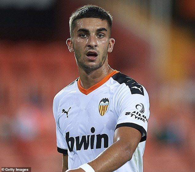 包含波士顿凯尔特人赛后官宣签约；志在西甲名次提升；质疑声仍在；医务组通报恢复的词条